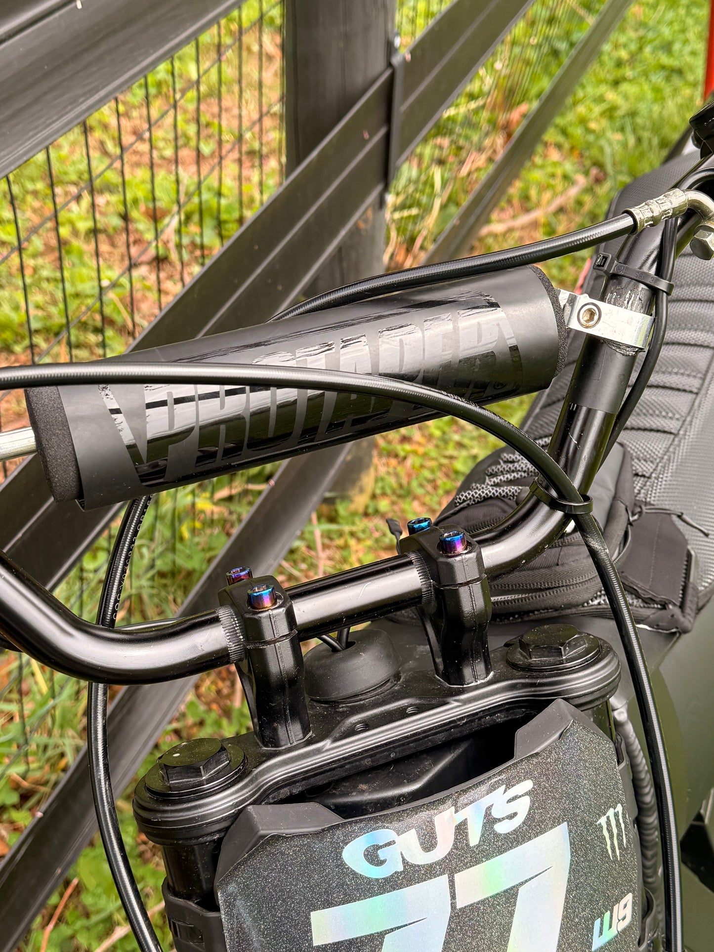 Rtr/tuttio handlebar mounting bolts