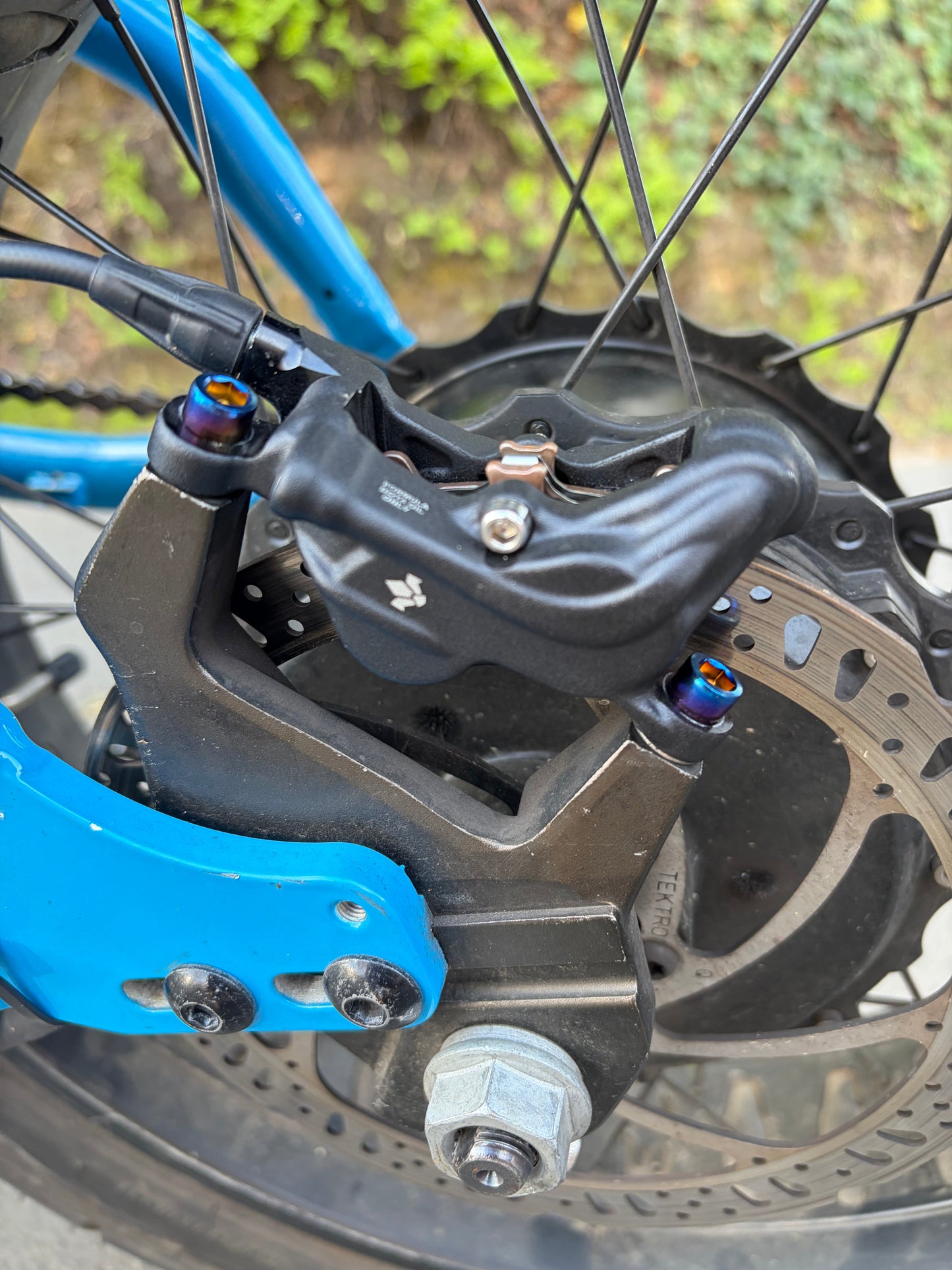 Titanium brake caliper bolts